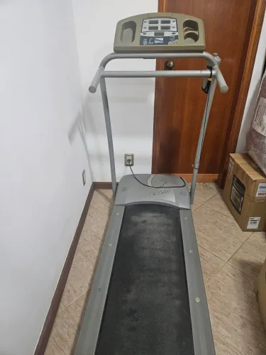 Esteira Elétrica Caloi CLE 30 Premium