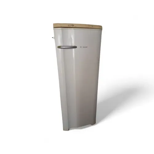 Geladeira Electrolux RE26 240 Litros - Compacta e Funcional. Funcionando tudo .