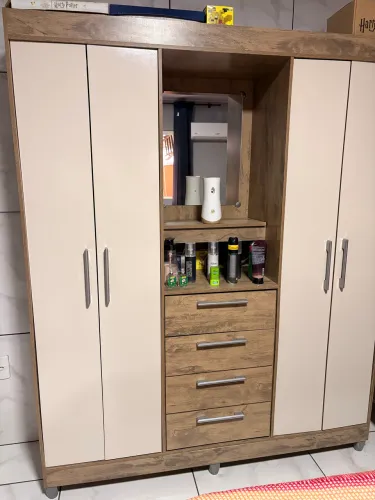Guarda Roupa