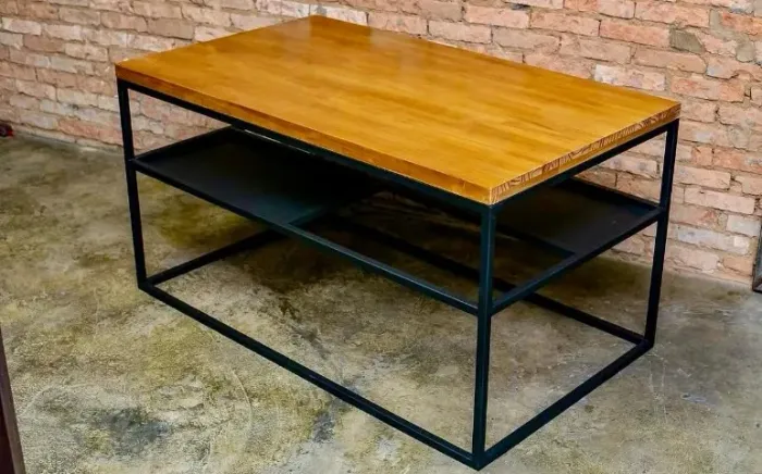 Mesa de centro estilo industrial