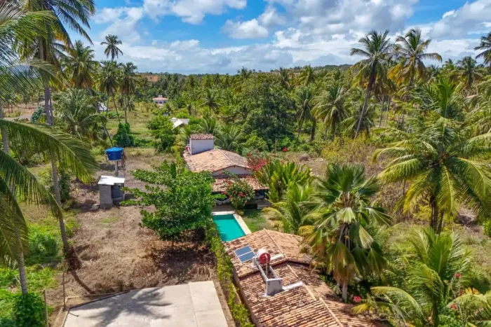 Terreno à venda na Praia do Patacho em Zona Rural em Porto de Pedras - AL