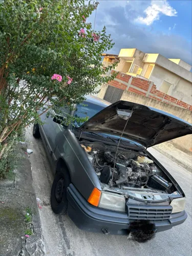 Chevrolet Kadett GLS 1.8 EFI / Sl/e 1.8 (álcool) 1992