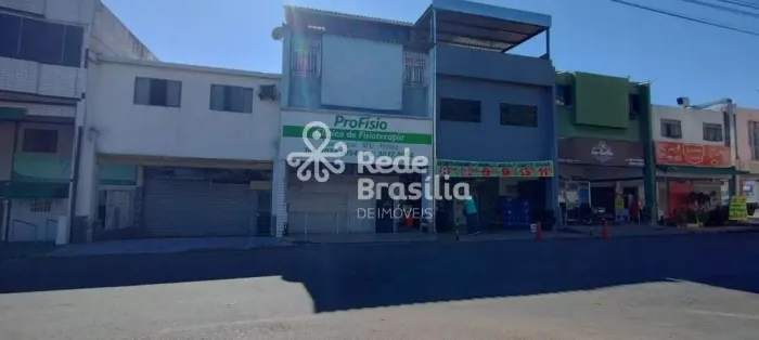 LOJA COMERCIAL - COM SUBSOLO - 2 BANHEIROS