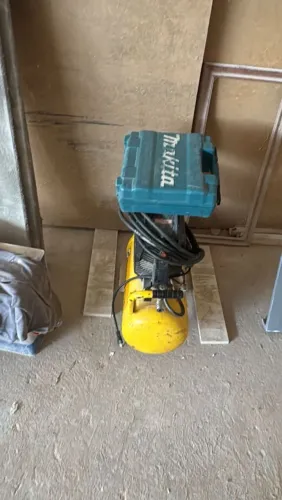 Pinador pneumático e compressor