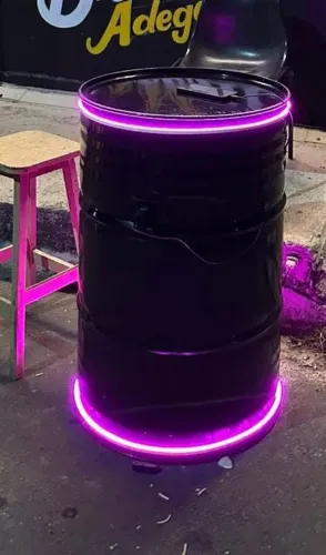 vende-se tambor com LED e tomada