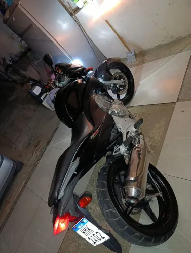 Cb300 , ótimo Estado funcionando perfeitamente, bateria nova.
