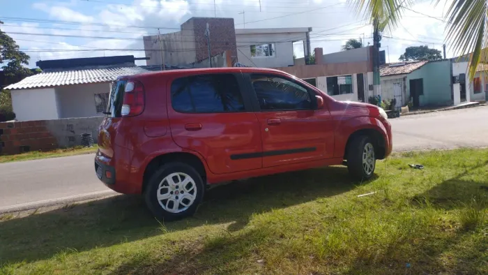 Fiat Uno Vivace/rua 1.0 EVO Fire Flex 8V 5P 2012