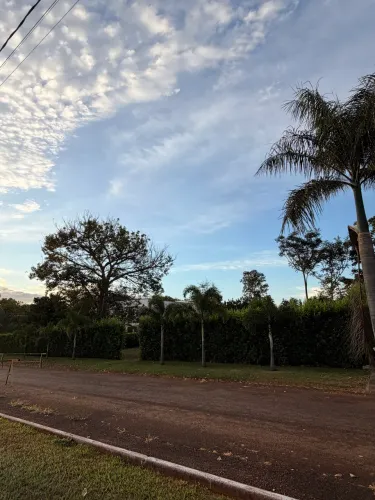 Lote em chácara condomínio paraíso tropical 