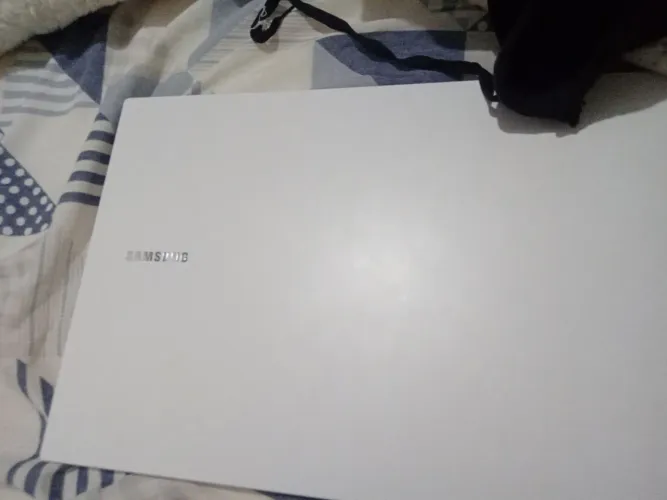 Notebook Samsung Book NP550XDA-KH4BR