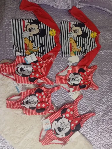 Lote roupas de praia infantil Disney Mickey e Minnie