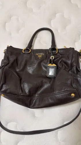 Bolsa prada original de couro marrom. COMPRADA POR 30.000 Vitello Daino Double Zip Tote 