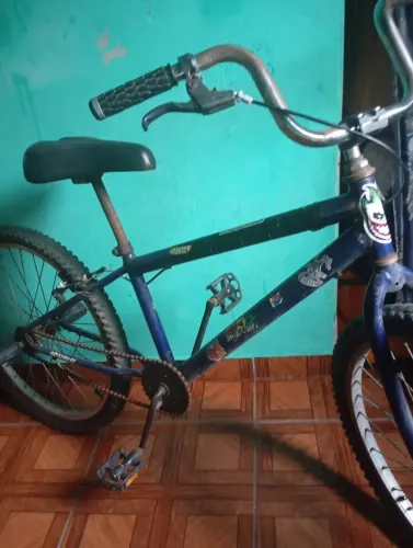 bike aro 24 montadinha semi nova para sair agora 
