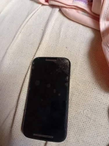 celular Motorola pequeno 