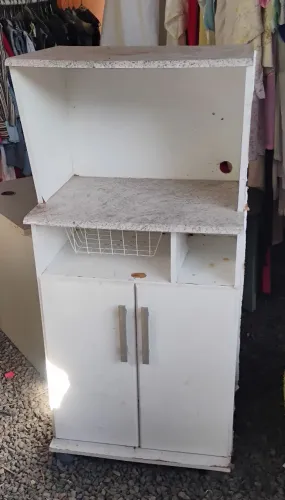 Armário de cozinha marquinhas de uso