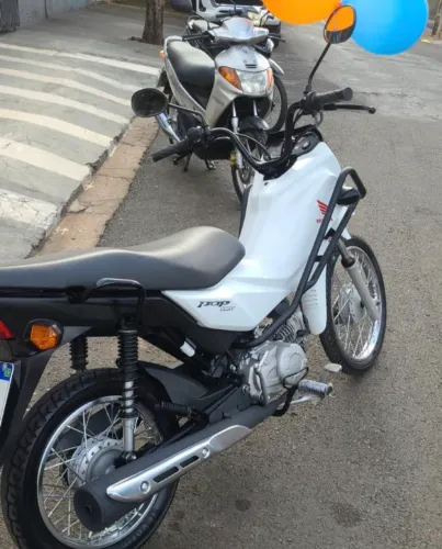 POP 110 I BRANCA 2016 MOTOR NOVO NA GARANTIA  LINDOMAR MOTOS 