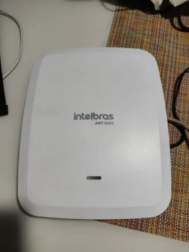 Central alarme Amt800 intelbras