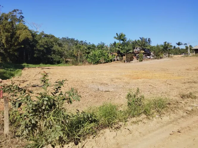 Terreno para Venda em São João do Itaperiú, Centro