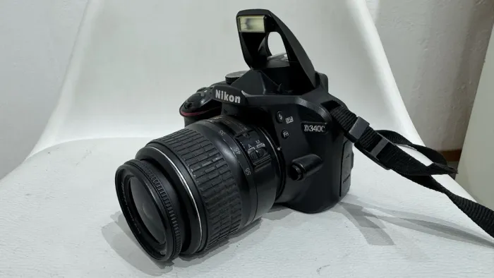 Câmera nikon D3400+lente 18-55+case usada