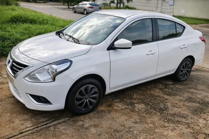 Nissan Versa 1.0 12V Flexstart 4P Mec. 2016