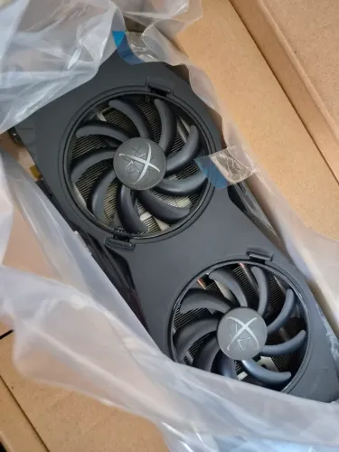 Placa de vídeo XFX Radeon RX 480 8GB