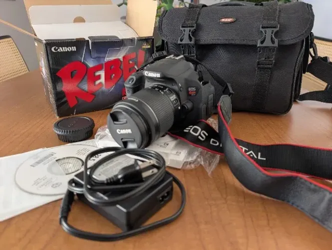 Canon EOS Rebel T5i