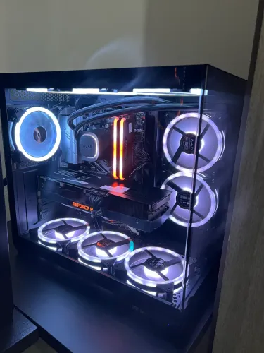 PC GAMER Ryzen 7 5800x, RTX 3070ti