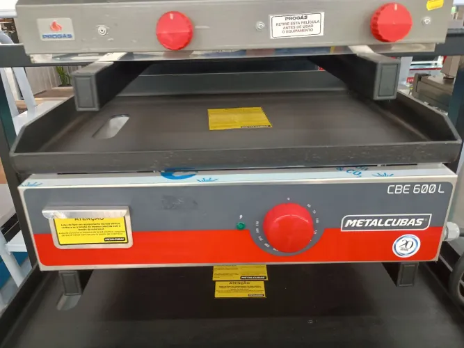 Chapa Bifeteira Elétrica CBE 60cm 220V - MetalCubas