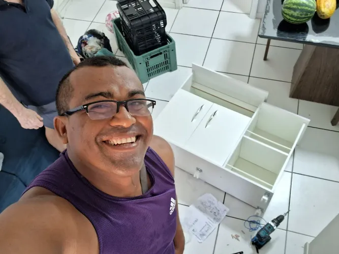 Montagem de móveis valderi deri serviço 