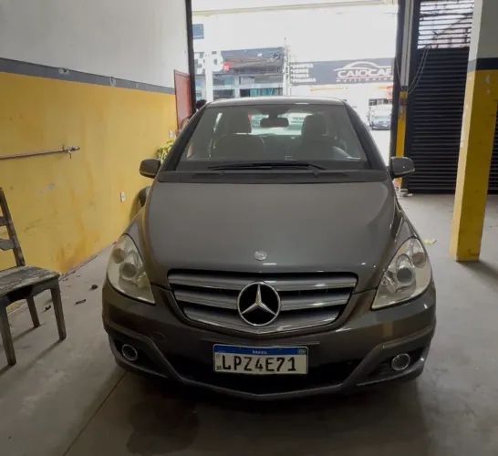 Mercedes-Benz Classe B 180 1.7 116cv Aut. 2011