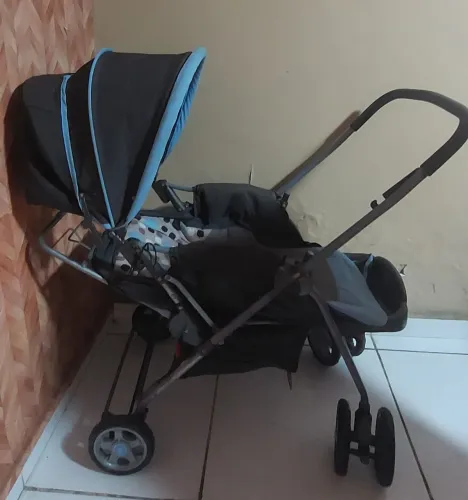 Carrinho de Bebê - seminovo
