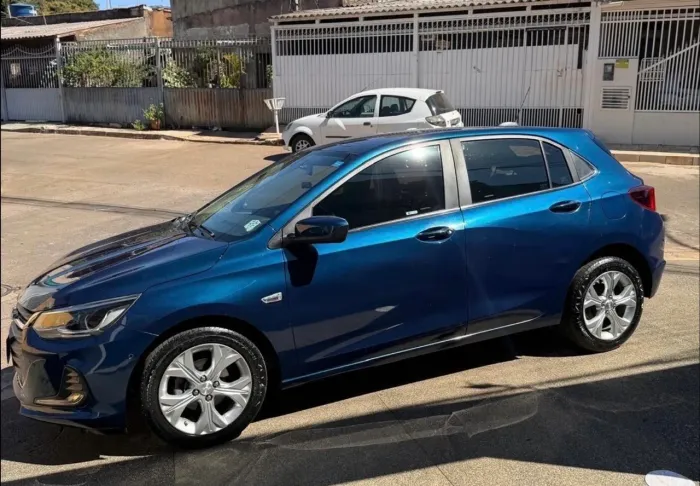 Chevrolet Onix Hatch Premier 1.0 12V TB Flex Aut. 4P 2020
