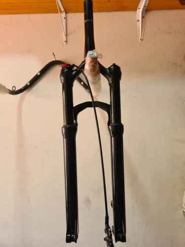 Suspensão MANITOU MACHETE BOOST 