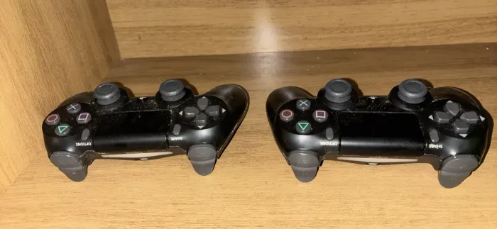 2 controles de ps4 originais 