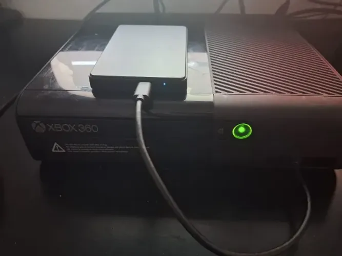 Xbox 360 Super Slim + Controle Original + HD com Exploit + 9 Jogos