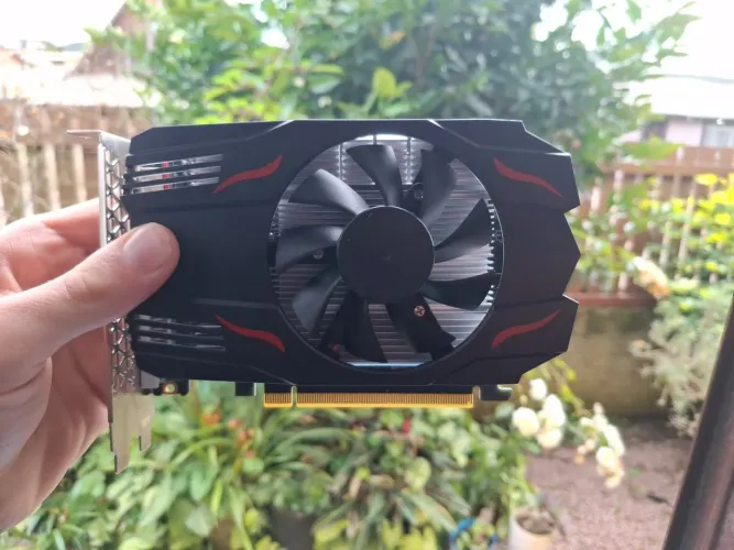 RX 550 4GB AMD - Excelente Estado