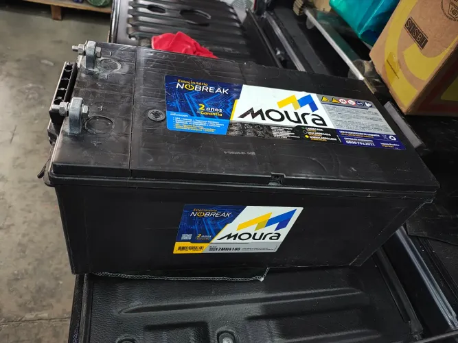 Bateria estacionária Moura 220Ah Nobreak 12MN4100