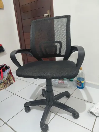 Vende-se cadeira de escritório