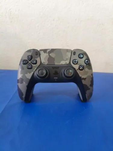 Controle de PS5 Camuflado