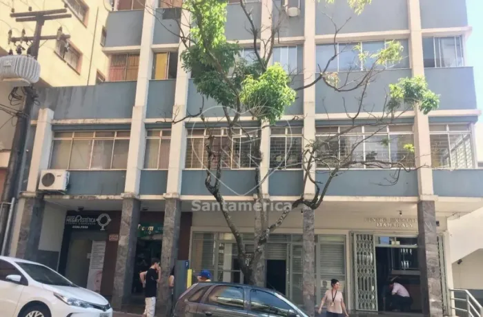 Loja à venda e para alugar no Edifício Itamaraty na Região Central de Londrina