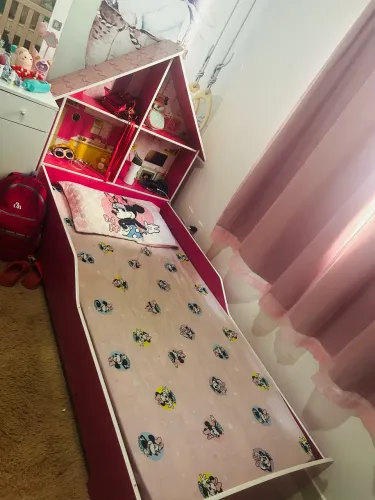 Vendo cama infantil de casinha