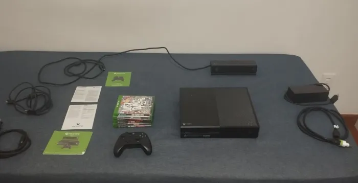 XBOX ONE FAT 2013 + 1 CONTROLE E JOGOS + KNACK FUNCIONANDO