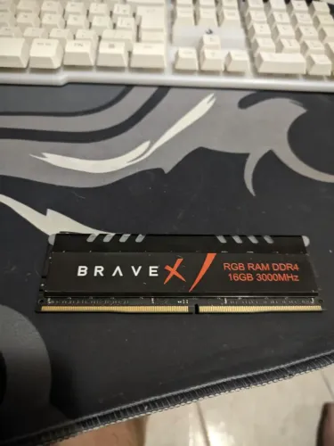 Memória RAM 16 GB 3000 MHz RGB