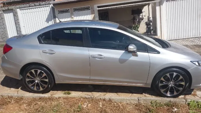 Honda Civic Sedan LXR 2.0 Flexone 16V Aut. 4P 2016