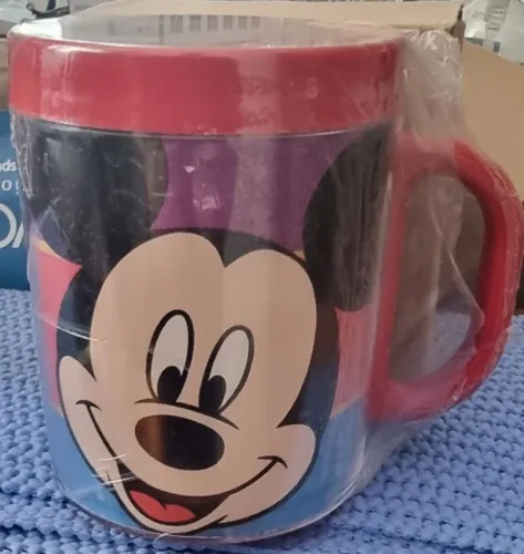 CANECA DO MICKEY MOUSE DE ACRÍLICO 