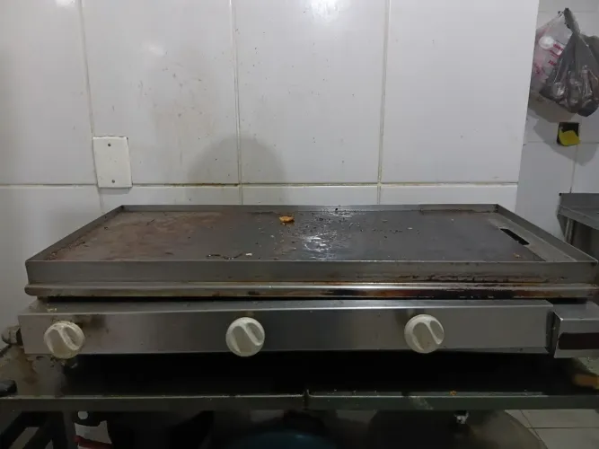 Chapa para lanches Daka