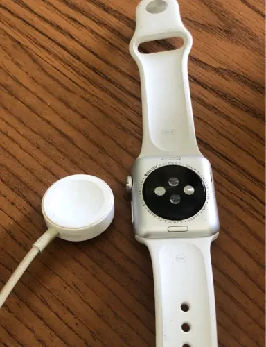 Apple Watch Series 3 38mm - SEMINOVO - Pouco uso