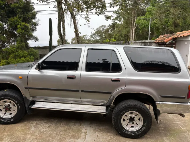 Toyota Hilux SW4 4X4 2.8 Diesel 1995