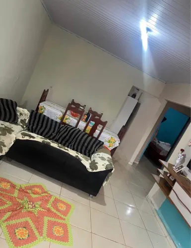 Vende-se casa na Pedreira TB