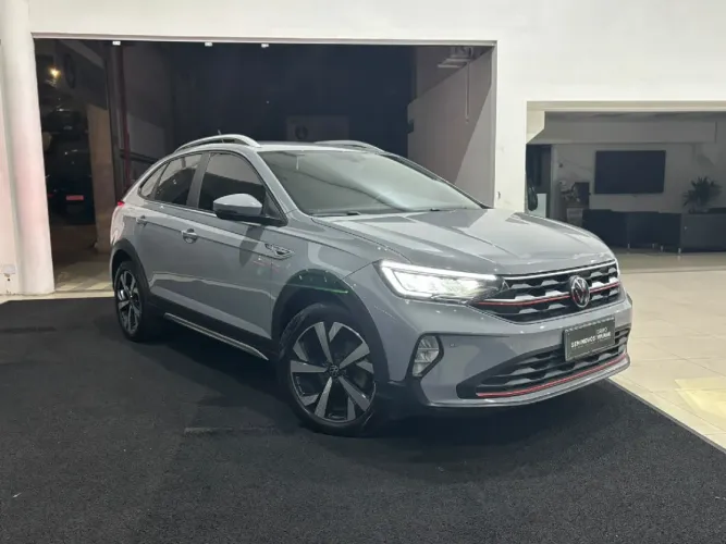 Volkswagen Nivus Highline 1.0 200 TSI Flex AUT 2023
