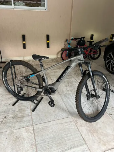 Bicicleta elétrica Sense impact e-trail 2021 180 kms